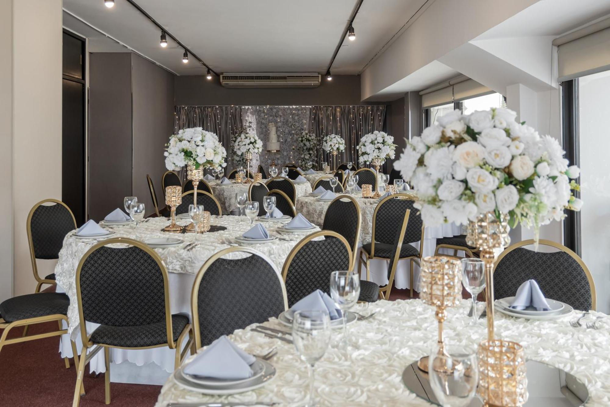 페어's 파크 호텔 부에노스아이레스 외부 사진 The ballroom at the hotel